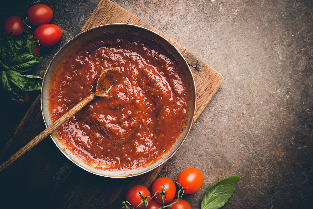 Easy Fresh Tomato Sauce | Veg Power